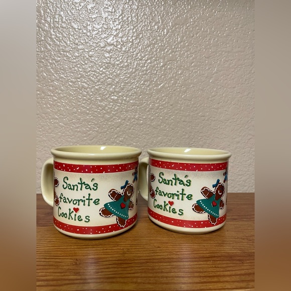 A set of 2 Santa's Favorite Cookies Cup Mug for Christmas Gingerbread - Picture 5 of 5